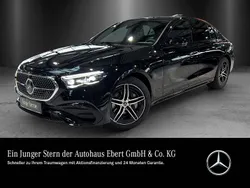 Obsidianschwarz Gebraucht 2023 Mercedes E400 AMG Line Premium Plus Limousine | 81.880 €