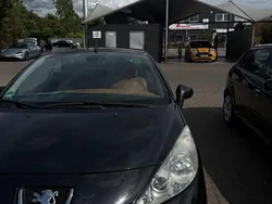 Schwarz Gebraucht 2008 Peugeot 207 CC Platinum Cabrio | 2.700 € (Fairer Preis)