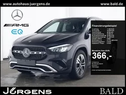 Schwarz kosmosschwarz metallic Gebraucht 2024 Mercedes GLA200 Progressive SUV | 37.550 € (Guter Preis)