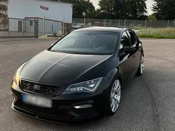 Schwarz Gebraucht 2017 Seat Leon FR Limousine | 13.800 € (Etwas zu teuer)