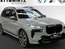 Grau Gebraucht 2025 BMW X7 Comfort Edition SUV | 108.990 €