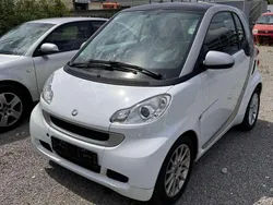 Weiß Gebraucht 2011 Smart ForTwo Coupé Coupé | 3.599 € (Fairer Preis)