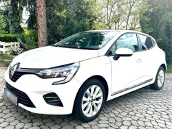 Weiß Gebraucht 2021 Renault Clio V Experience Kleinwagen | 12.600 € (Guter Preis)