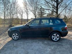 Schwarz Gebraucht 2009 BMW X3 SUV | 9.500 € (Etwas zu teuer)