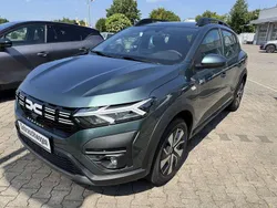 Zederngrün Neu 2025 Dacia Sandero Expression Kleinwagen | 19.290 € (Fairer Preis)