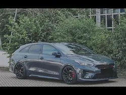Grau Gebraucht 2021 Kia ProCeed GT Kleinwagen | 26.990 € (Etwas zu teuer)