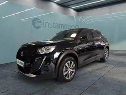 Schwarz Gebraucht 2022 Peugeot e-2008 SUV | 19.849 € (Fairer Preis)