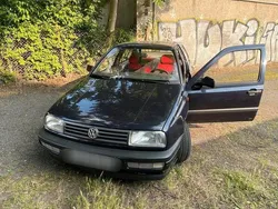 Blau Gebraucht 1992 VW Vento Limousine | 2.222 €