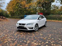 Weiß Gebraucht 2015 Seat Leon FR Limousine | 10.399 € (Fairer Preis)