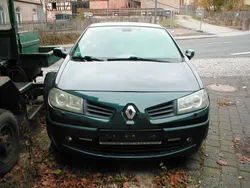 Grün Gebraucht 2007 Renault Mégane Cabriolet Dynamique Cabrio | 1.999 € (Guter Preis)