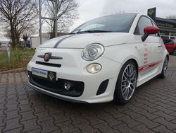Weiß (metallic) Gebraucht 2010 Abarth 500 Competizione Kleinwagen | 8.980 € (Fairer Preis)