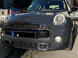 Grau Gebraucht 2014 Mini Cooper S Kleinwagen | 12.000 € (Etwas zu teuer)