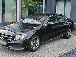 Schwarz Gebraucht 2019 Mercedes 220 Limousine | 13.999 €