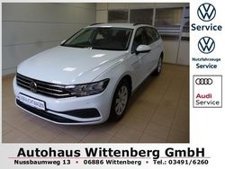 Weiß Gebraucht 2022 VW Passat S Kombi | 26.988 € (Fairer Preis)