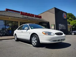 Weiß Gebraucht 2002 Ford Taurus SE Limousine | 3.850 €