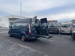 Blazerblau Gebraucht 2017 Ford Transit Custom Van / Kleinbus | 21.400 €