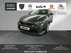 Grey metallic Gebraucht 2021 Kia Ceed Vision Limousine | 18.800 € (Fairer Preis)