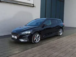 Schwarz Gebraucht 2021 Ford Focus ST Limousine | 29.950 € (Fairer Preis)