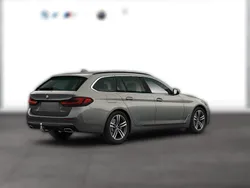 Metallic Gebraucht 2022 BMW 520 Sport Line Kombi | 39.670 € (Teuer)
