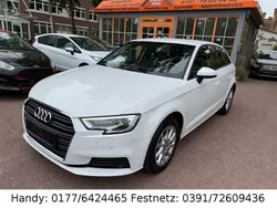 Weiß Gebraucht 2018 Audi A3 Sportback Sport Limousine | 17.990 € (Fairer Preis)