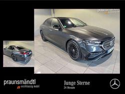 Grau Gebraucht 2025 Mercedes E220 AMG Limousine | 58.900 €