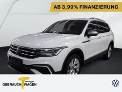 Weiß Gebraucht 2024 VW Tiguan Allspace Life SUV | 33.950 € (Guter Preis)