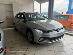 Reflexsilber metallic Gebraucht 2021 VW Golf VIII Life Kombi | 19.900 € (Guter Preis)