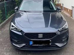 Grau Gebraucht 2021 Seat Leon FR Limousine | 19.699 € (Fairer Preis)