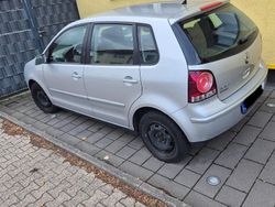 Silber Gebraucht 2007 VW Polo Kleinwagen | 900 € (Guter Preis)