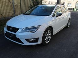 Weiß Gebraucht 2015 Seat Leon ST FR Kombi | 11.850 € (Guter Preis)