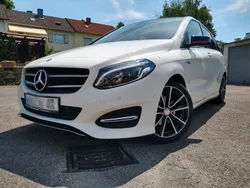 Weiß Gebraucht 2015 Mercedes B180 Urban Van / Kleinbus | 17.500 € (Fairer Preis)