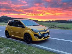 Gelb Gebraucht 2014 Renault Twingo R.S. Kleinwagen | 12.000 €