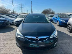 Schwarz Gebraucht 2011 Opel Astra Design Edition Kombi | 4.999 € (Fairer Preis)