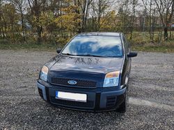 Schwarz Gebraucht 2006 Ford Fusion Fun X Limousine | 2.000 € (Fairer Preis)