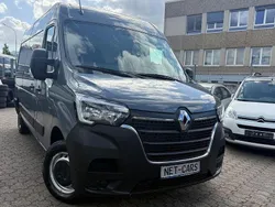 Grau Gebraucht 2024 Renault Master Komfort Van | 23.850 € (Fairer Preis)