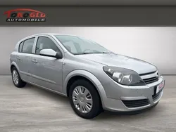 Silber Gebraucht 2004 Opel Astra Enjoy Limousine | 2.390 € (Fairer Preis)