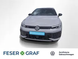 Mondsteingrau Gebraucht 2024 VW Golf VIII GTI Limousine | 34.880 € (Guter Preis)