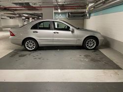 Silber Gebraucht 2004 Mercedes C200 Classic Limousine | 2.600 € (Fairer Preis)