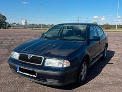Blau Gebraucht 1998 Skoda Octavia Limousine | 499 € (Superpreis)