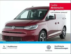 Rot Gebraucht 2024 VW Caddy Style Van / Kleinbus | 37.490 € (Fairer Preis)