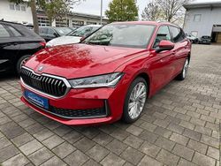Rot Gebraucht 2025 Skoda Superb LAURIN & KLEMENT Kombi | 39.990 € (Fairer Preis)