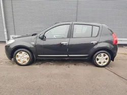Perlmuttschwarz Gebraucht 2009 Dacia Sandero Kleinwagen | 1.600 € (Teuer)