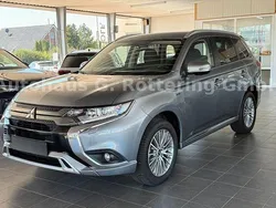 Grau metallic Gebraucht 2021 Mitsubishi Outlander P-HEV | 26.470 € (Fairer Preis)