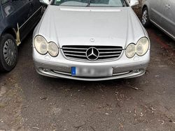 Silber Gebraucht 2005 Mercedes CLK270 Coupé | 2.450 €