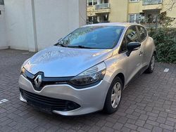 Silber Gebraucht 2015 Renault Clio IV Authentique Kleinwagen | 3.700 € (Fairer Preis)