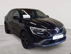 Onyx schwarz metallic Gebraucht 2022 Renault Arkana R.S. SUV | 20.090 € (Guter Preis)