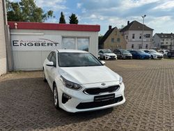 Weiß Gebraucht 2020 Kia Ceed Comfort Limousine | 16.990 € (Fairer Preis)