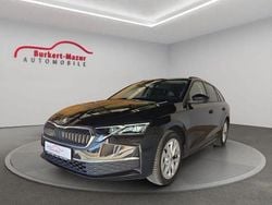 Schwarzmagic perleffekt Gebraucht 2024 Skoda Octavia Selection Kombi | 30.985 € (Guter Preis)