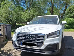 Weiß Gebraucht 2018 Audi Q2 SUV | 23.000 €