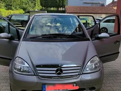 Silber Gebraucht 1999 Mercedes A140 Kleinwagen | 2.000 € (Fairer Preis)
